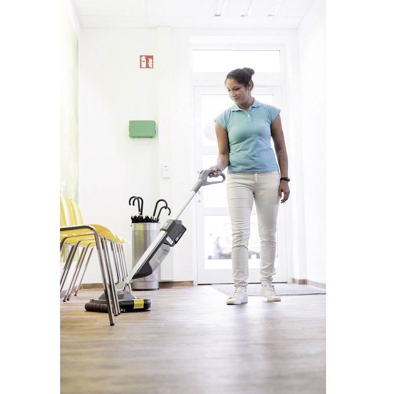 Подопочистваща машина Karcher BR 30/1 C Bp Pack 18/30
